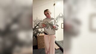 Piper Rockelle Shakes Her Butt In The Shower OnlyFans