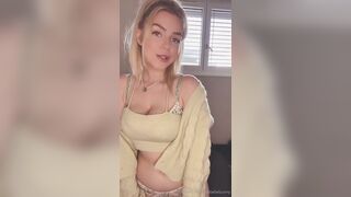 TheBelleBunny Gets Drilled By A Fuck Machine OnlyFans