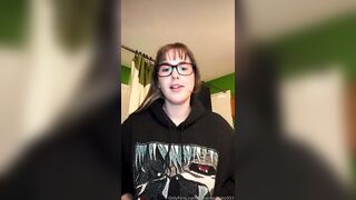 Bananapotato333 Plays With Her Big Tits In Shower OnlyFans