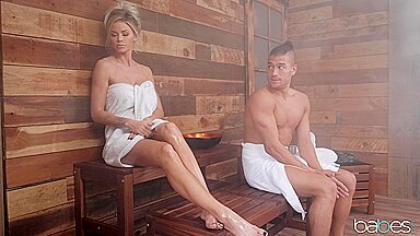 Sex In The Sauna - Jessa Rhodes