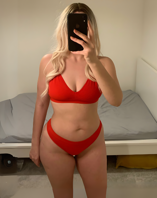 Poppygoldcakes