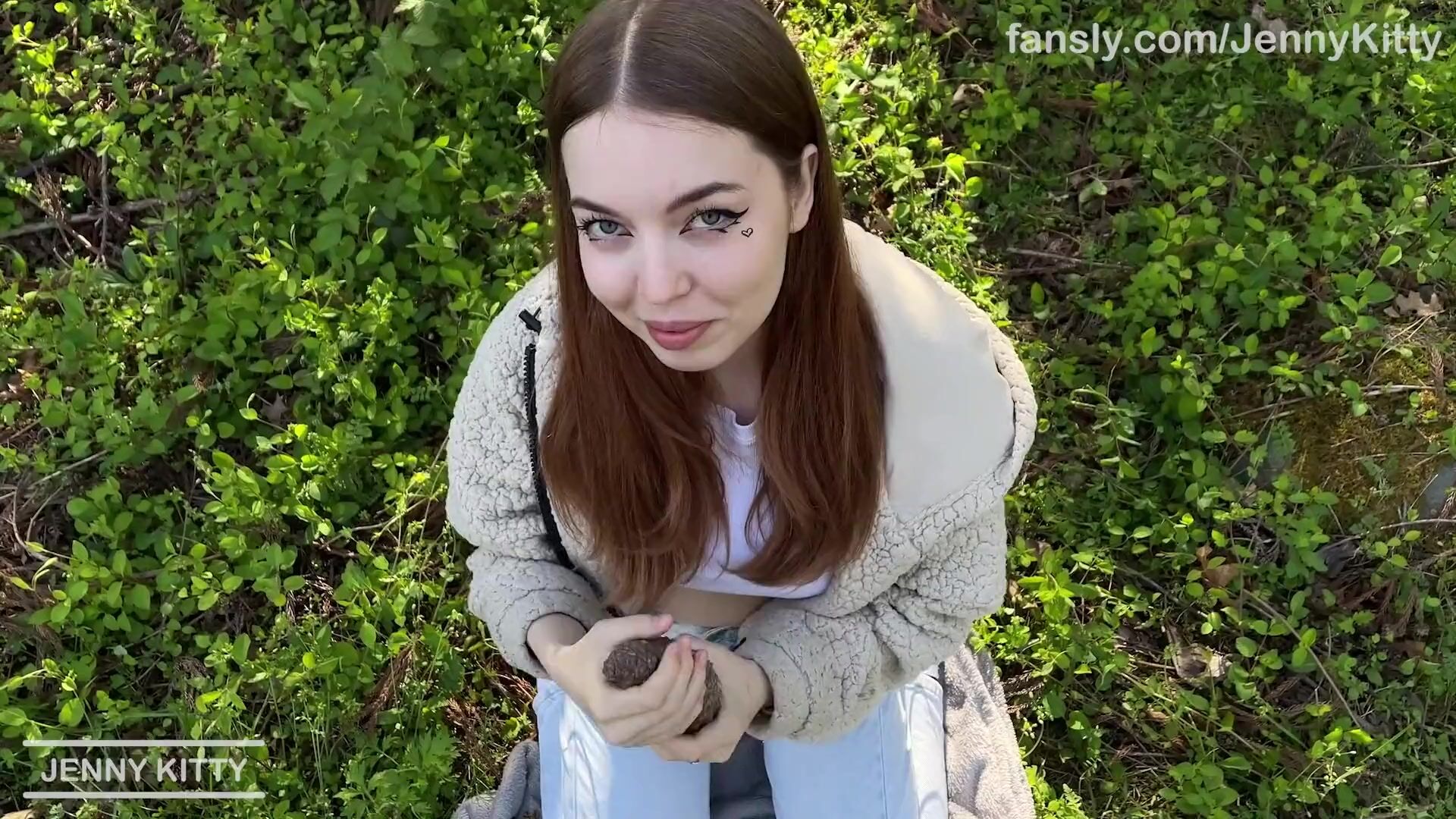 Jenny Kitty Blowjob Outdoors