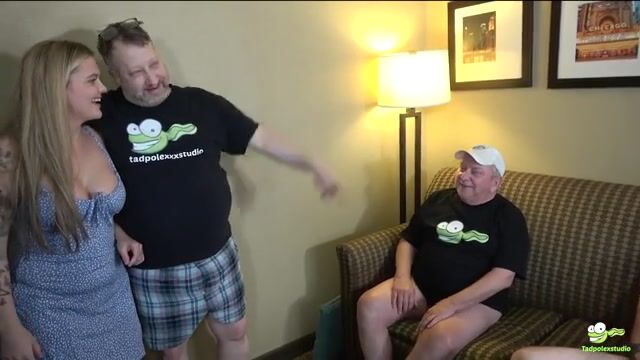 Cuckold Lets His Wife Get Fucked By A Stranger