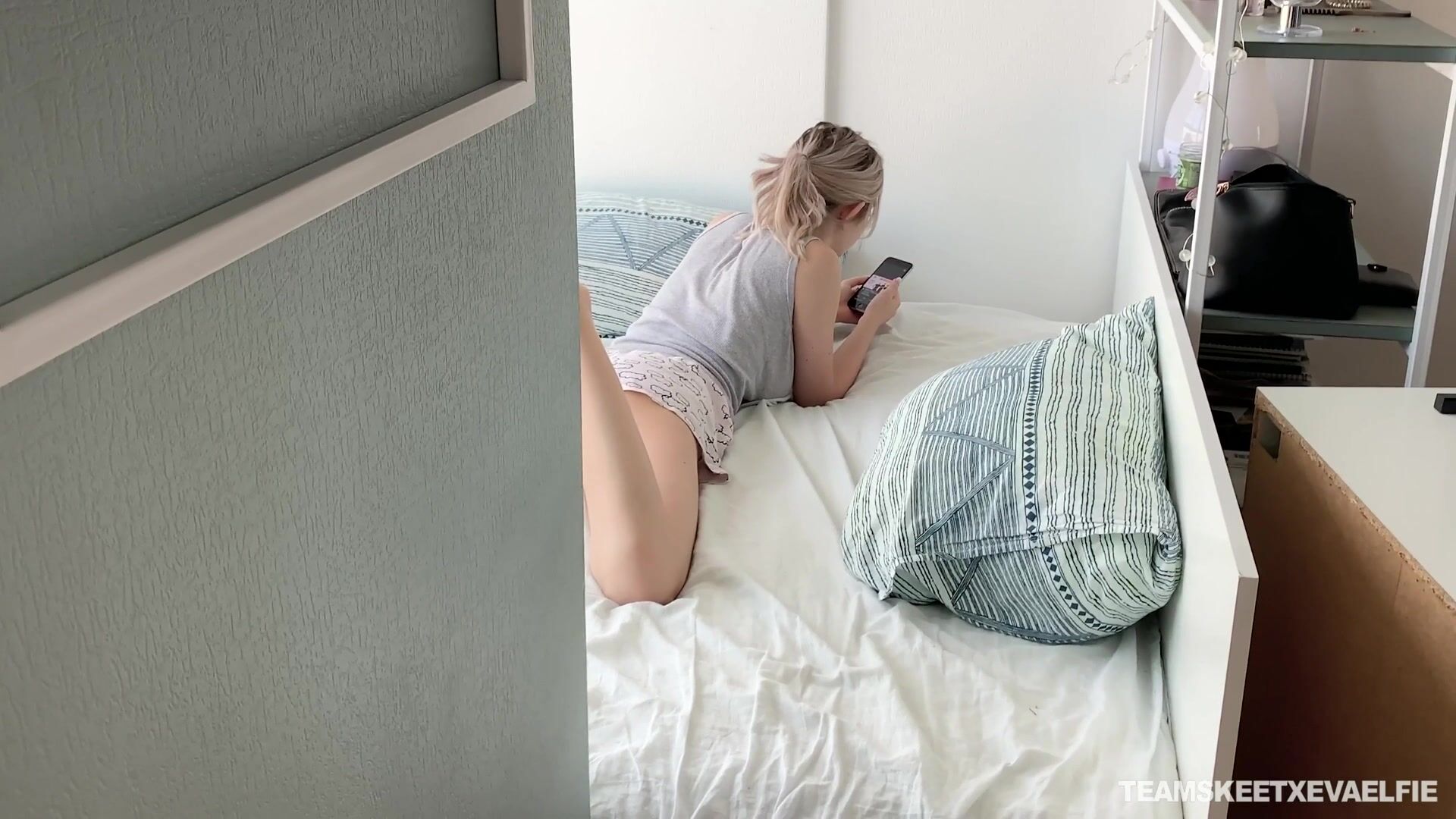 Eva Elfie Wraps Her Lips Around His Cock
