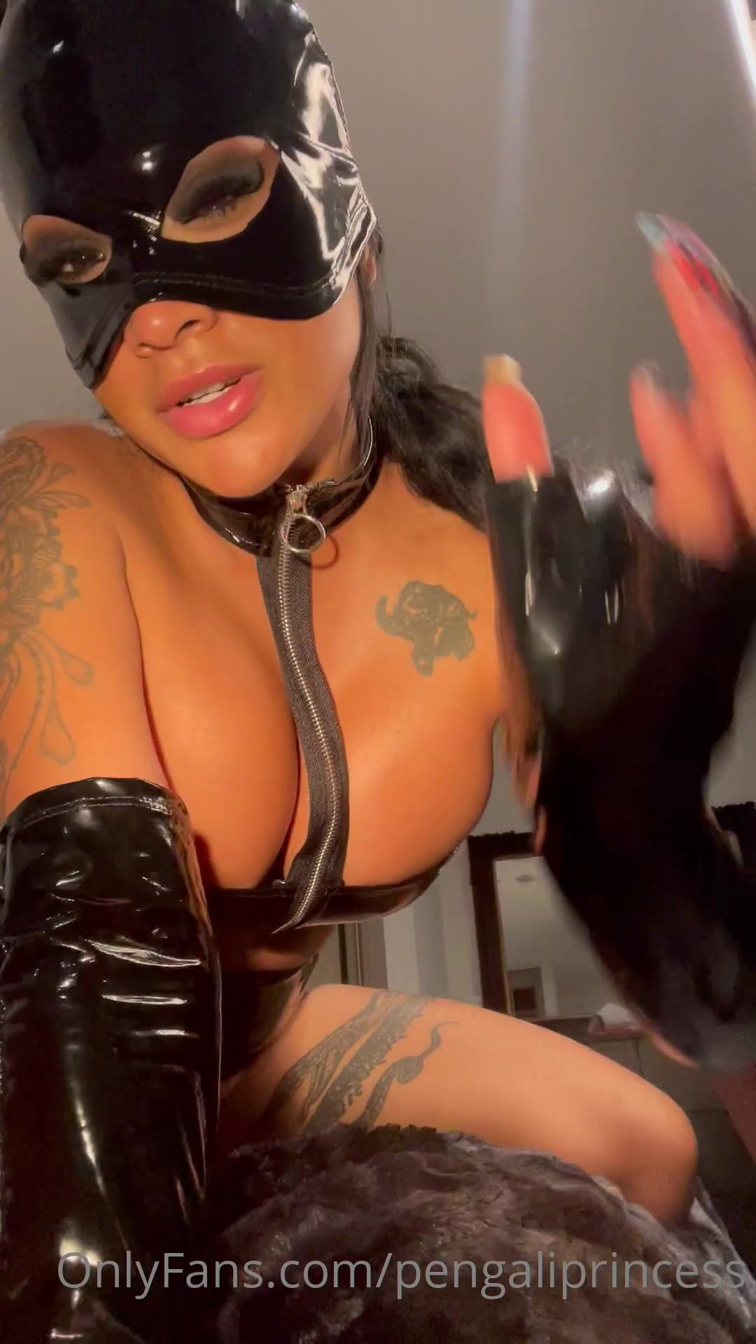 Yasmina Khan Masturbates As Catwoman