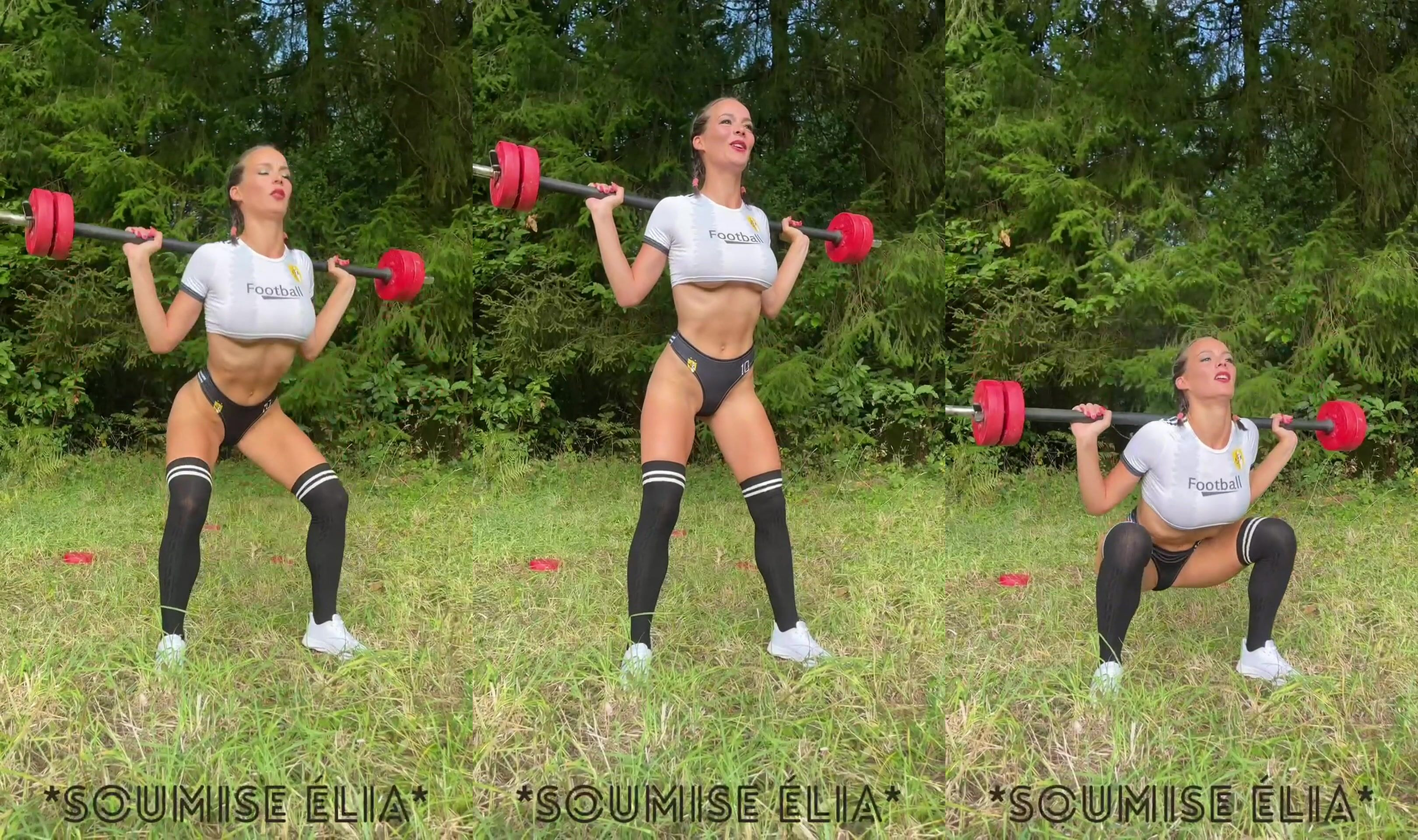 Elia Soumise Outside Anal