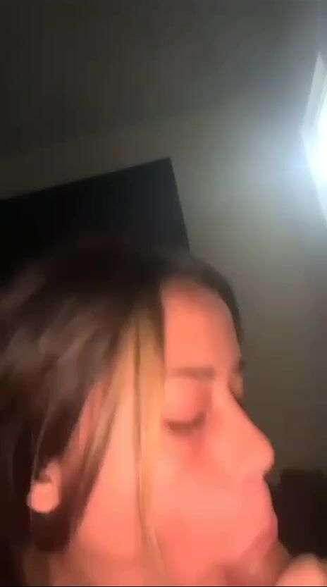 Mariah Kalili Her First Blowjob