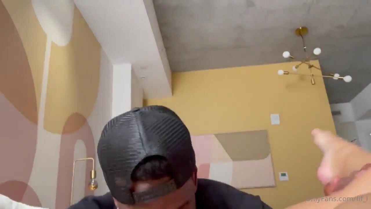 Princessfifiix Has Sex With A Big Cock