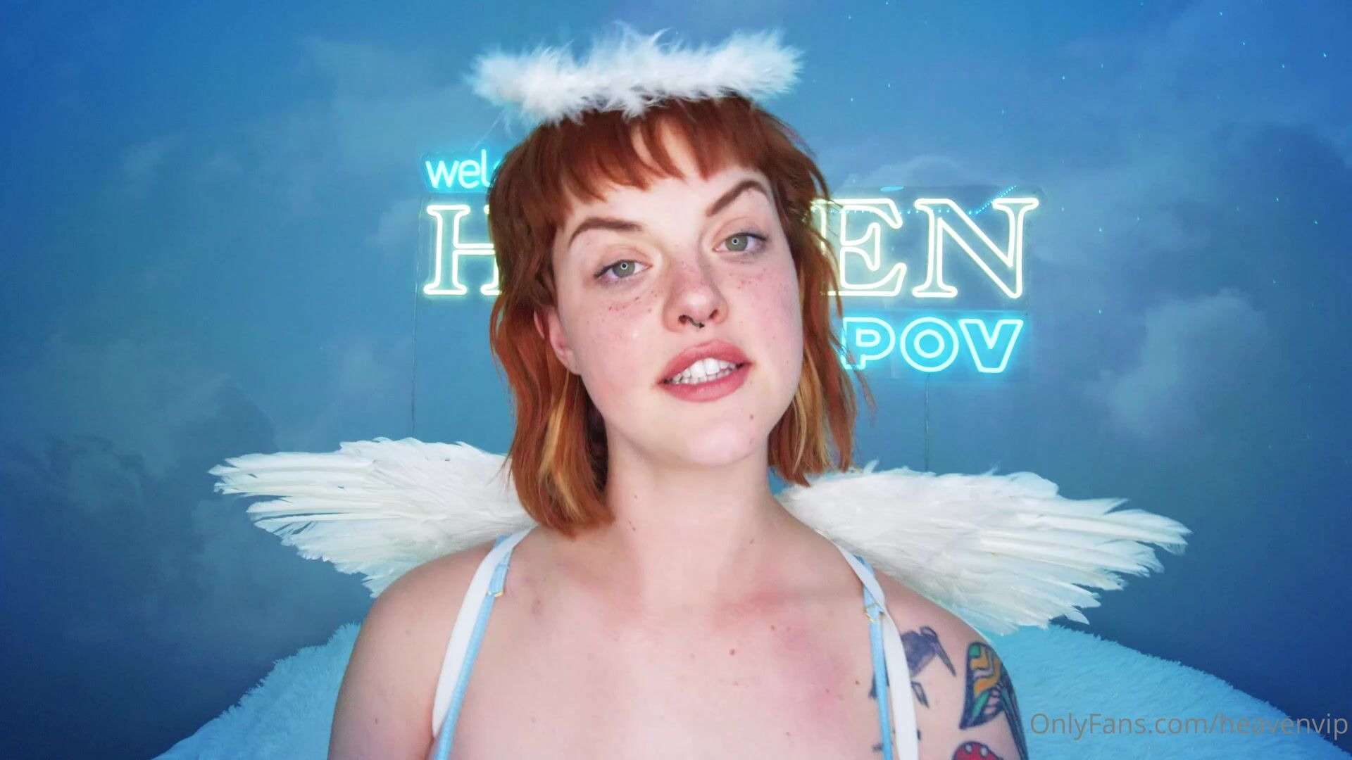 Sidney Summers in an angelic fuck
