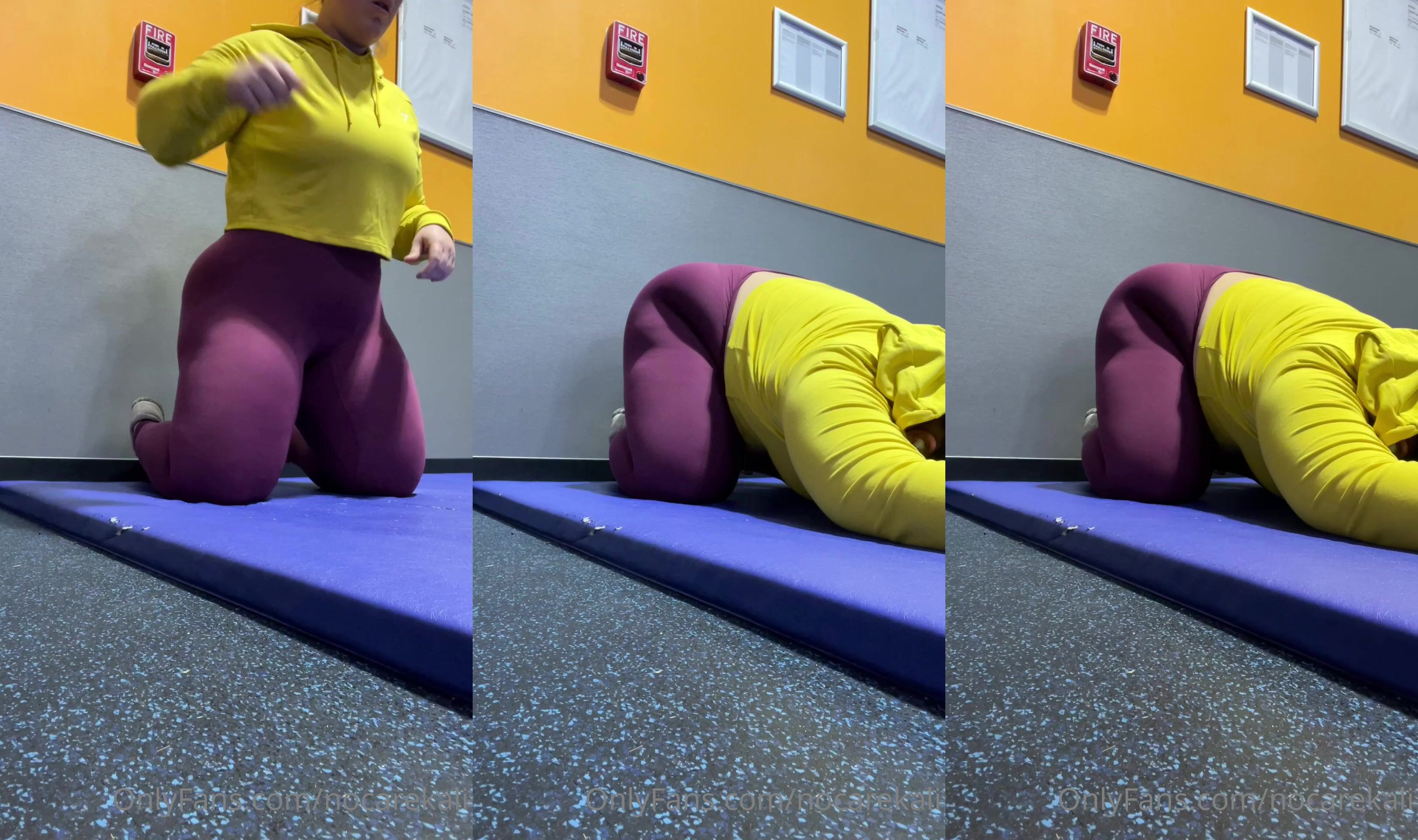 Nocarekali Strips At The Gym Locker After Pussy Workout