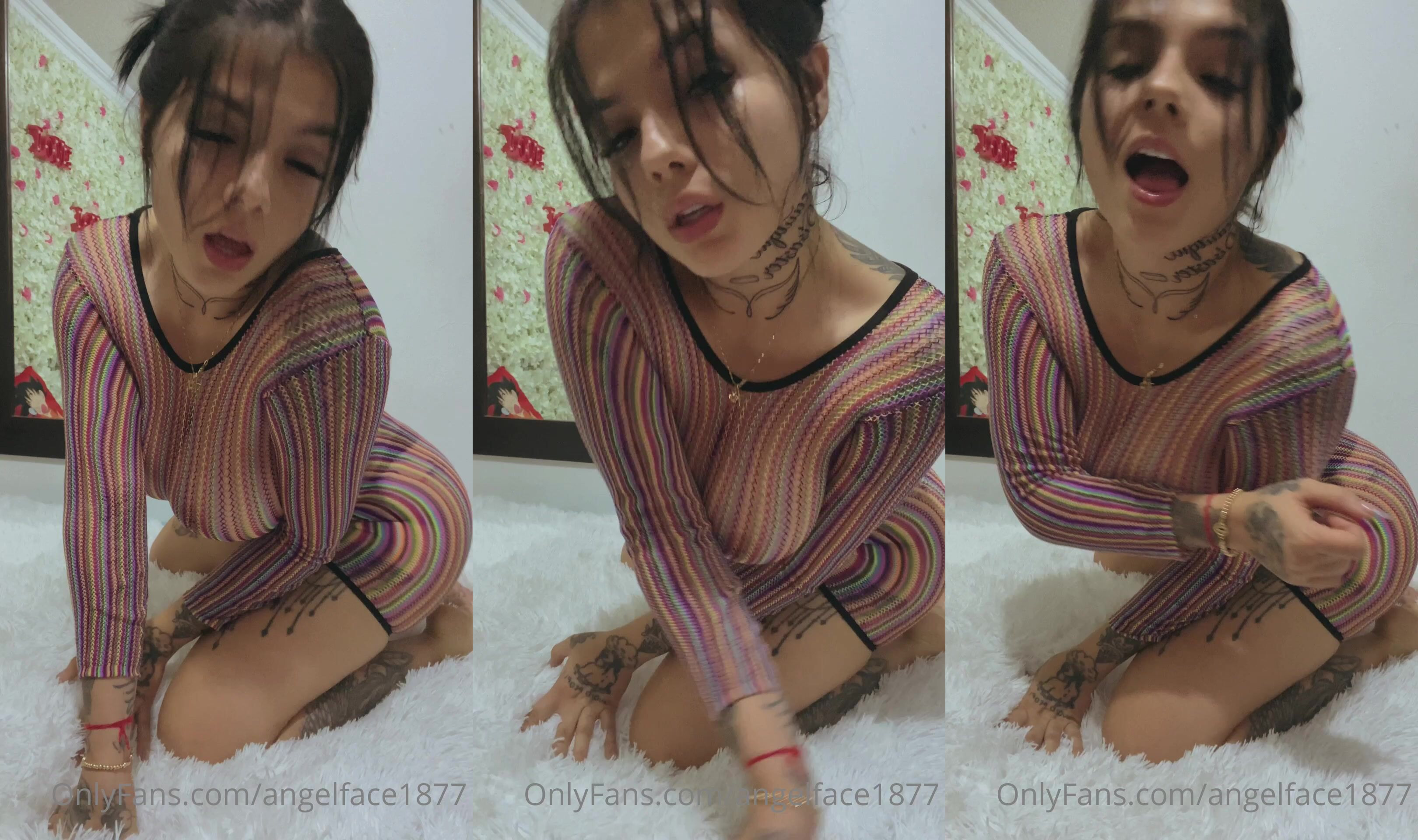 Andrea Castañeda Rubs Fingers In Her Pussy Until She Cums