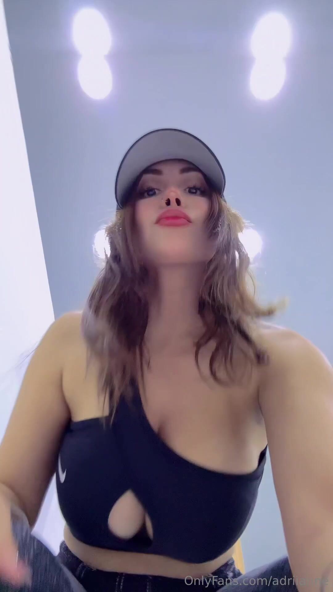 Adriianne Looking Sexy In Tight Pants