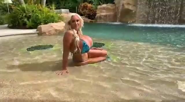 Tammylh Slaying Sexy Camera Poses
