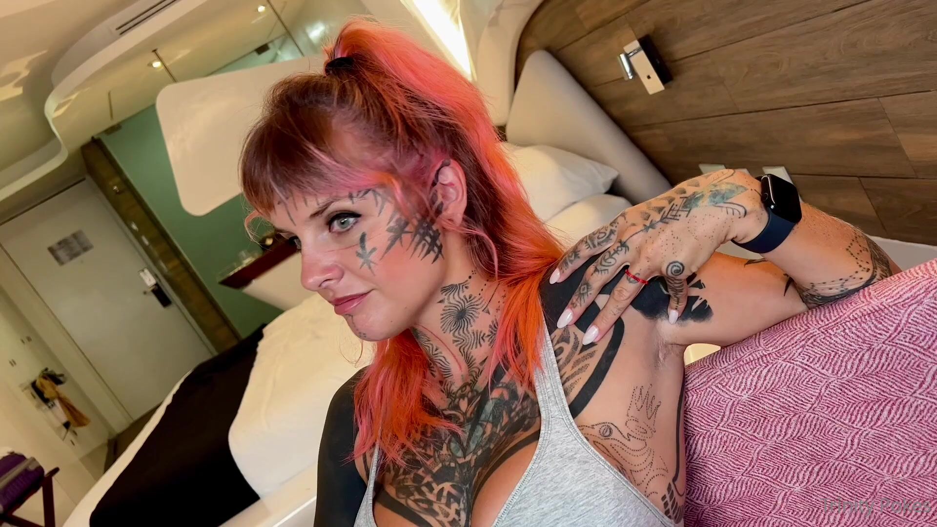 Trinity.Eclectic Teasing With A Blowjob