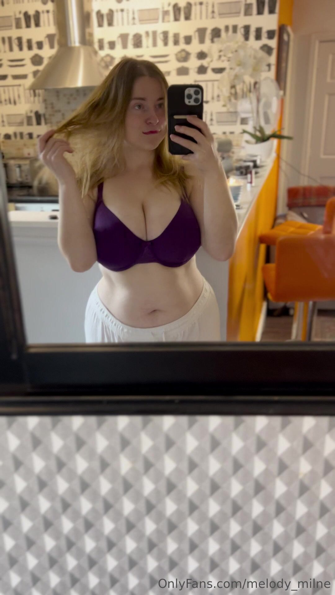 Melody_Milne's Lusty Mirror Dance