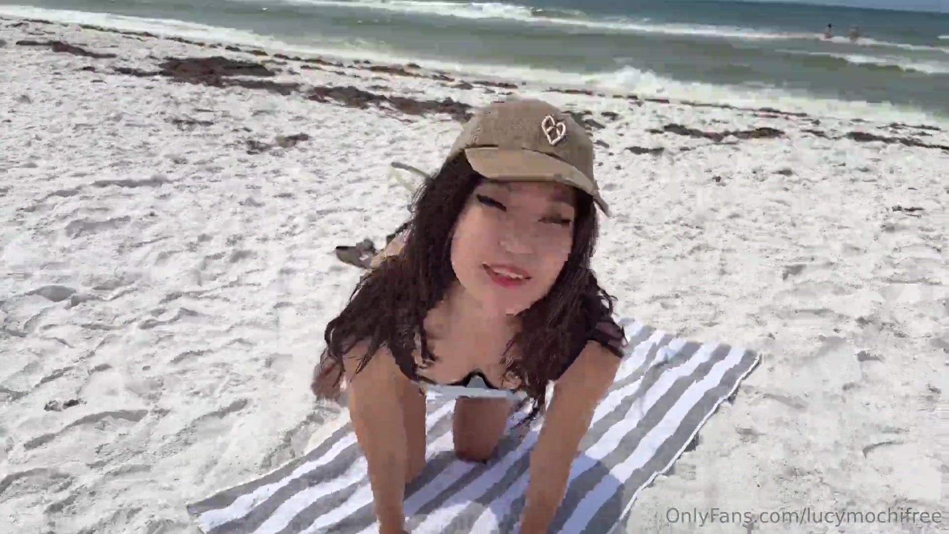 Lucy Mochi Gets Fucked After Going To The Beach